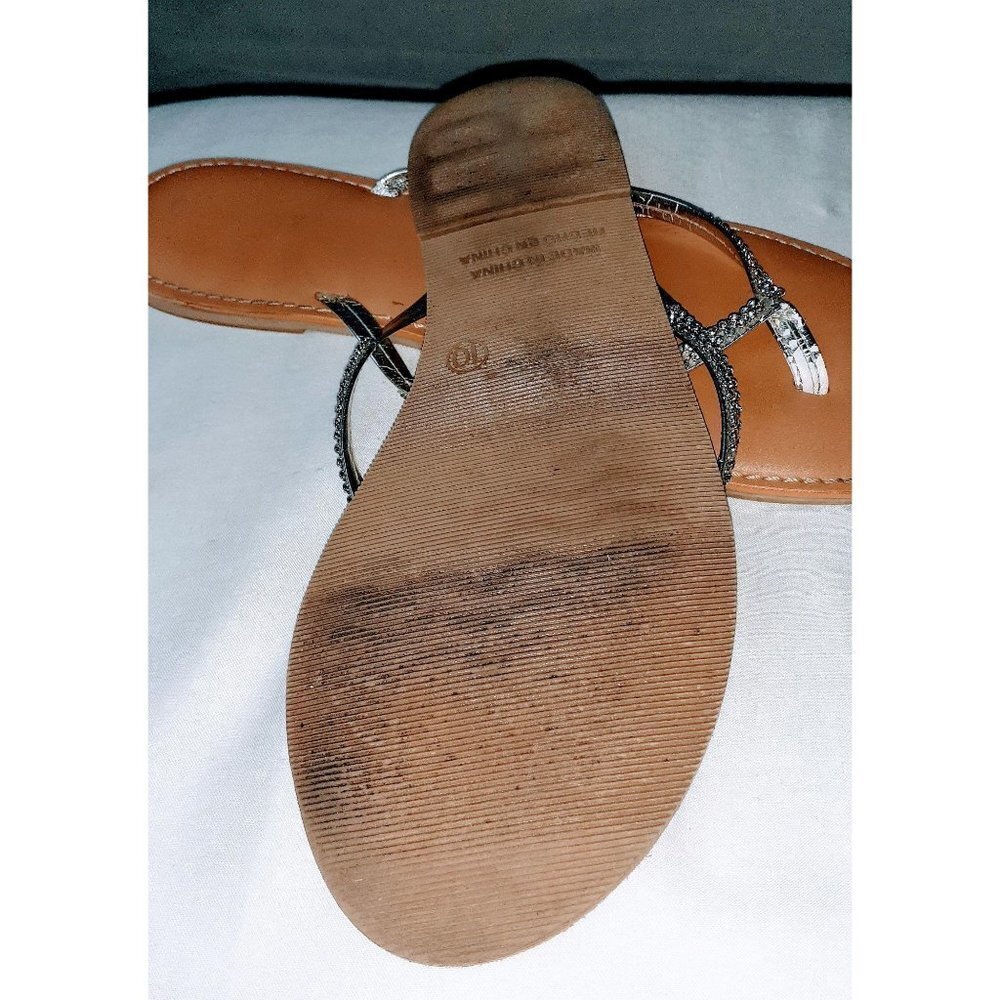 Sandals - Picture 2 of 4